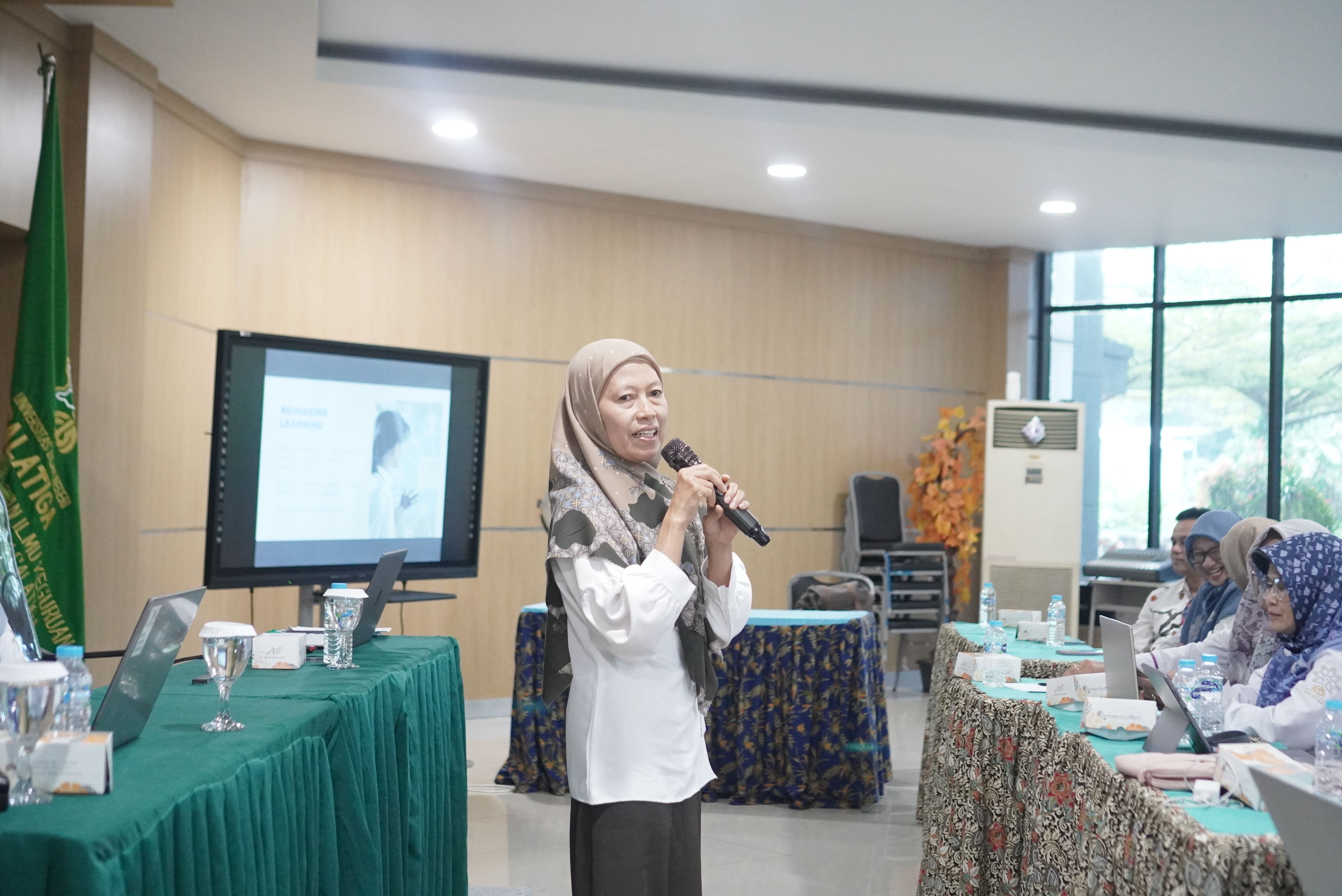 Join Lecture PBI UIN Walisongo dan TBI UIN Salatiga Wujudkan Kolaborasi Akademik dan Ilmiah